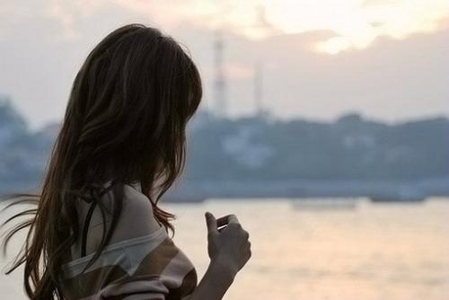 《不是錢的事有錢就沒事》范崗秋之韻歌曲mp3
