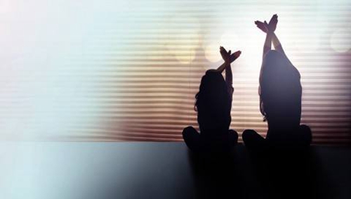 廣場舞歌曲搞笑文案簡短