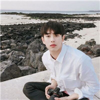 動漫炫酷頭像男拿刀2
