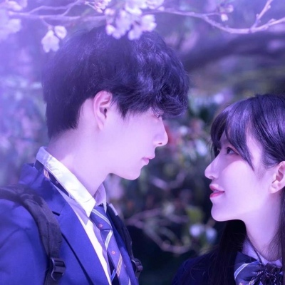 歐美范姐妹頭像一左一右2